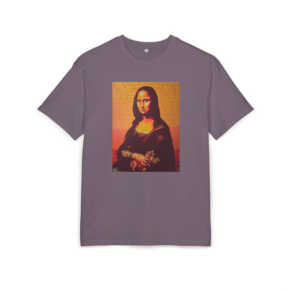 magnet T-shirt featuring a printed portrait of a famous painting on the front, front